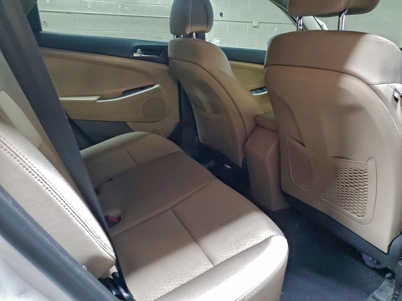 2018 HYUNDAI TUCSON SEL photo 11