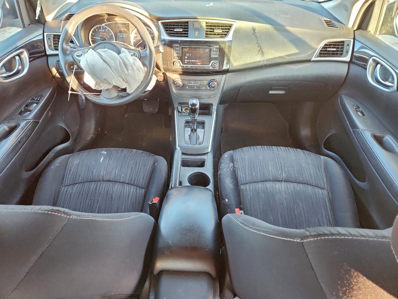 2016 NISSAN SENTRA S photo 8