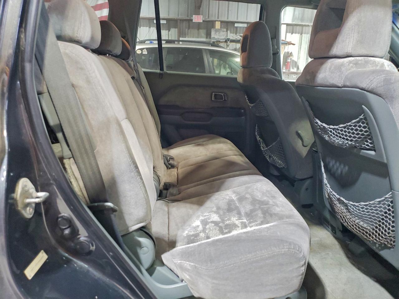 2004 HONDA PILOT EX photo 11