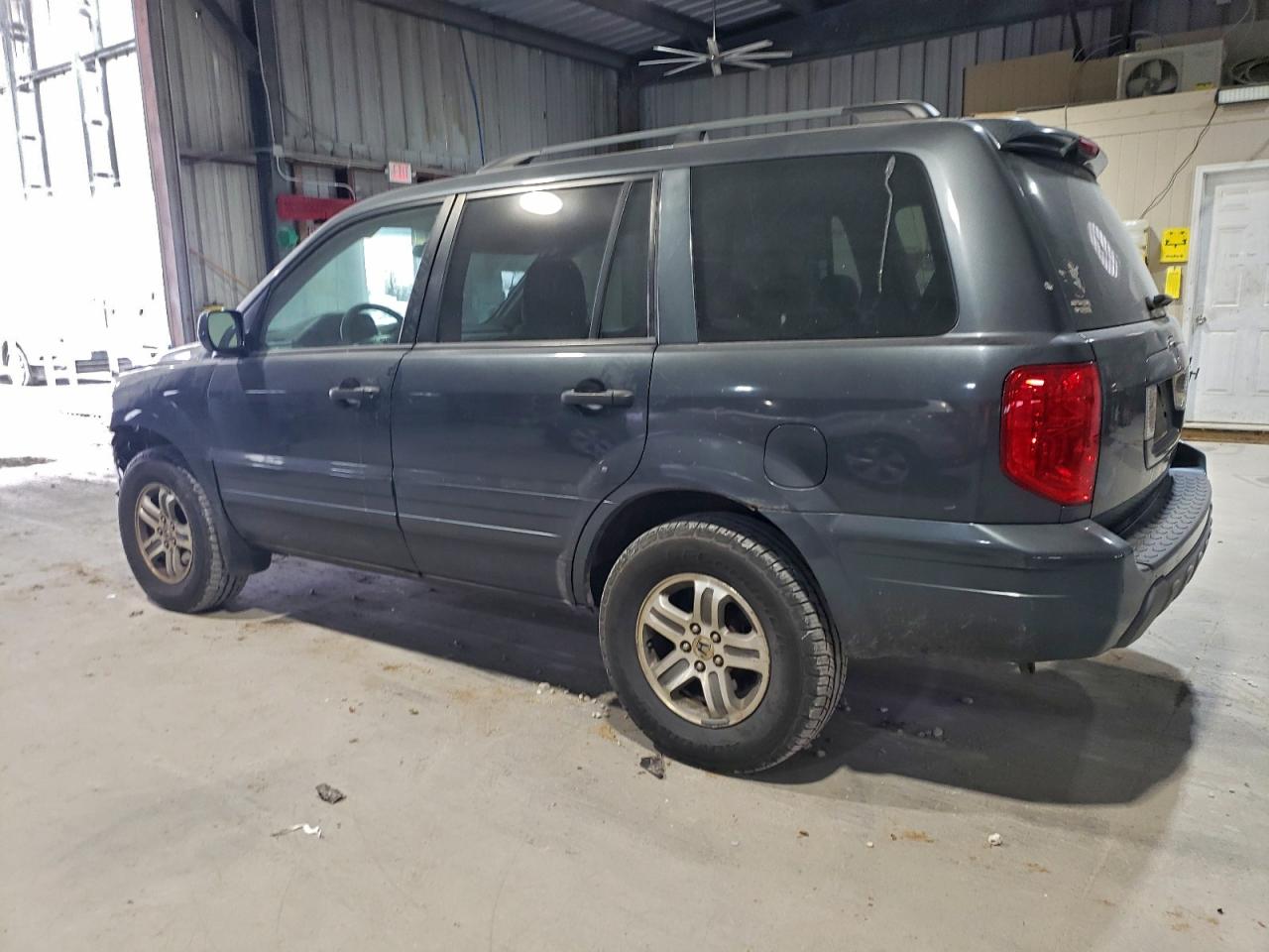 2004 HONDA PILOT EX photo 2