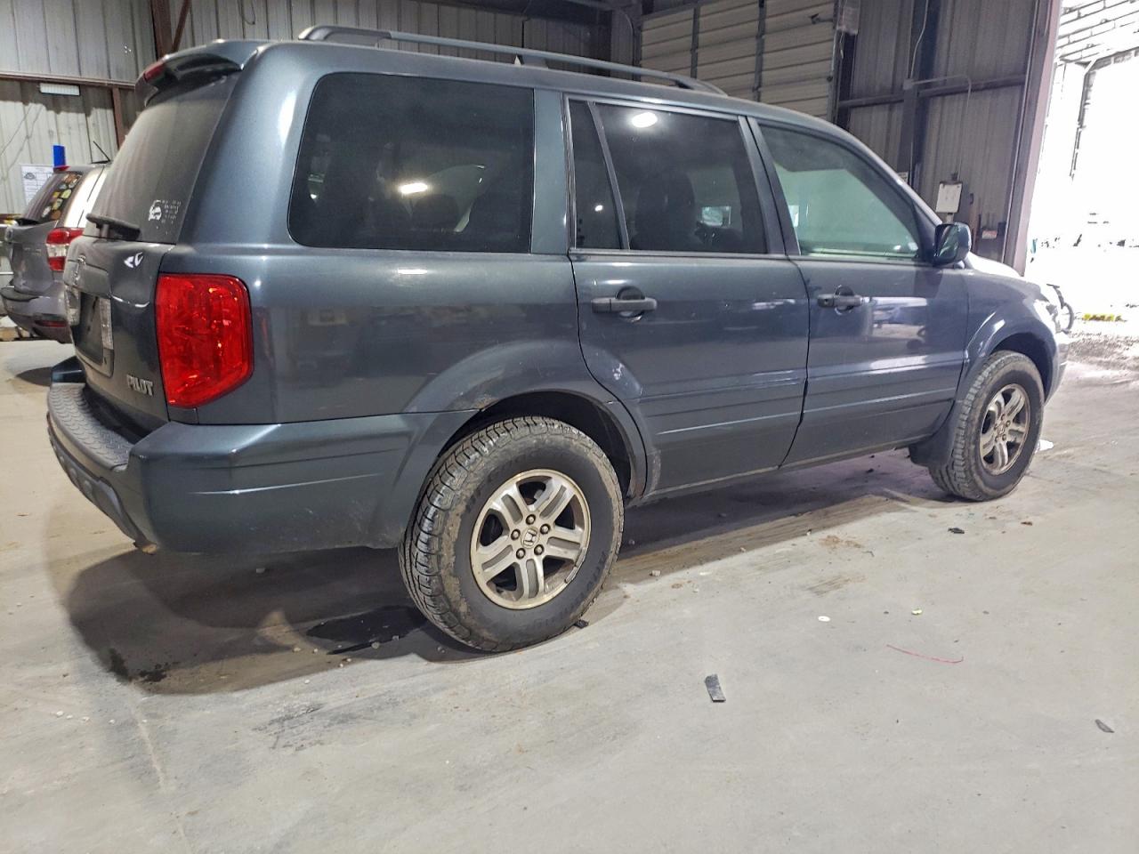 2004 HONDA PILOT EX photo 3