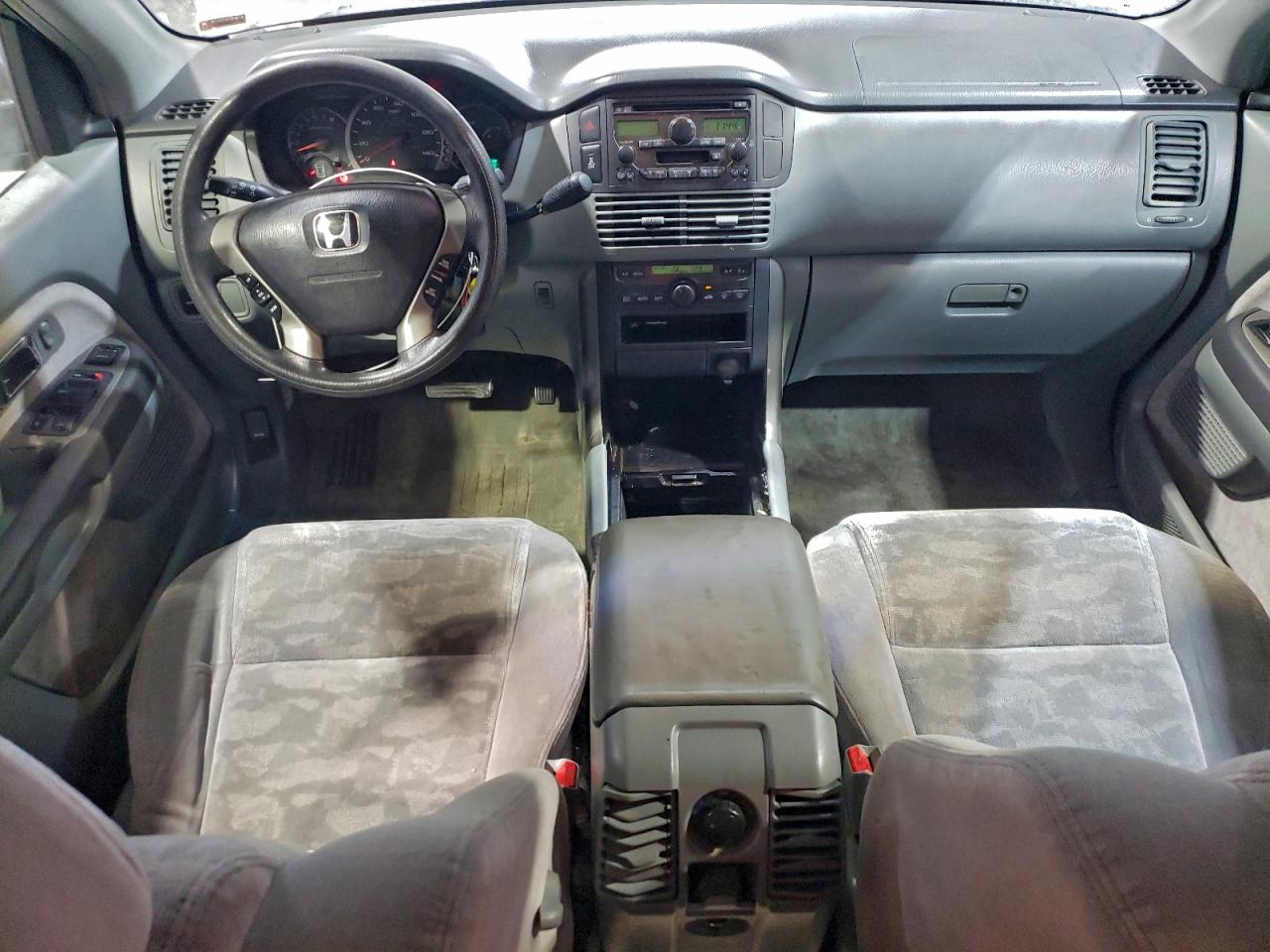 2004 HONDA PILOT EX photo 8