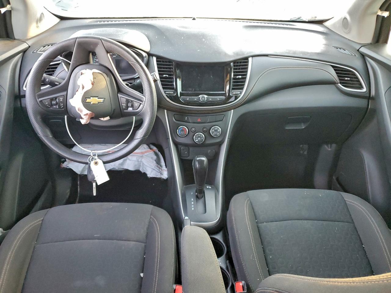2021 CHEVROLET TRAX LS photo 8