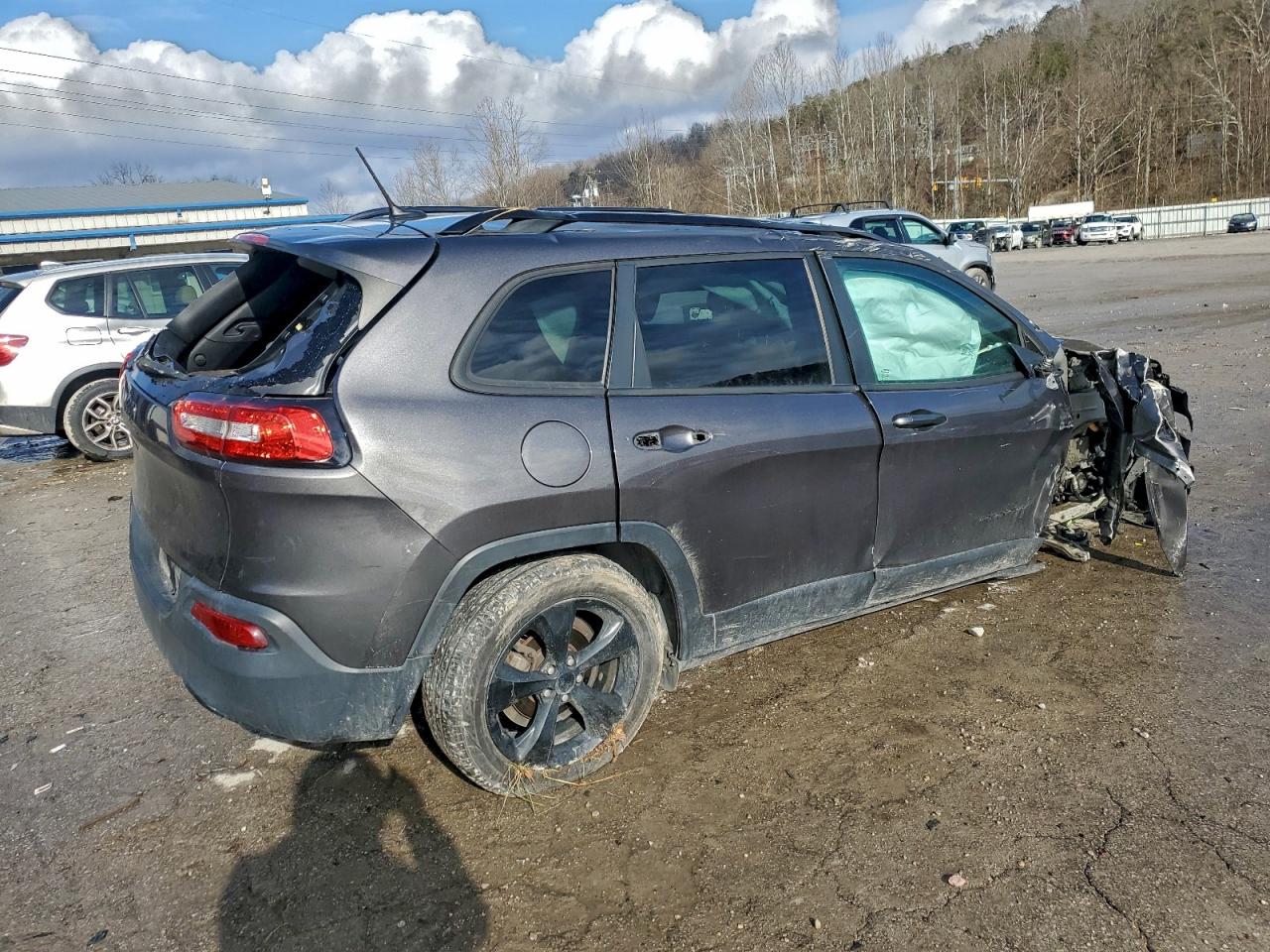 2018 JEEP CHEROKEE LATITUDE photo 3