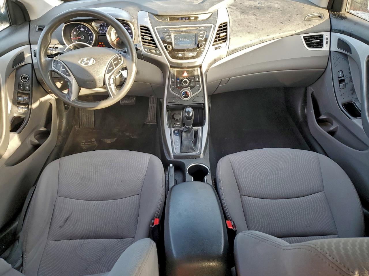 2015 HYUNDAI ELANTRA SE photo 8