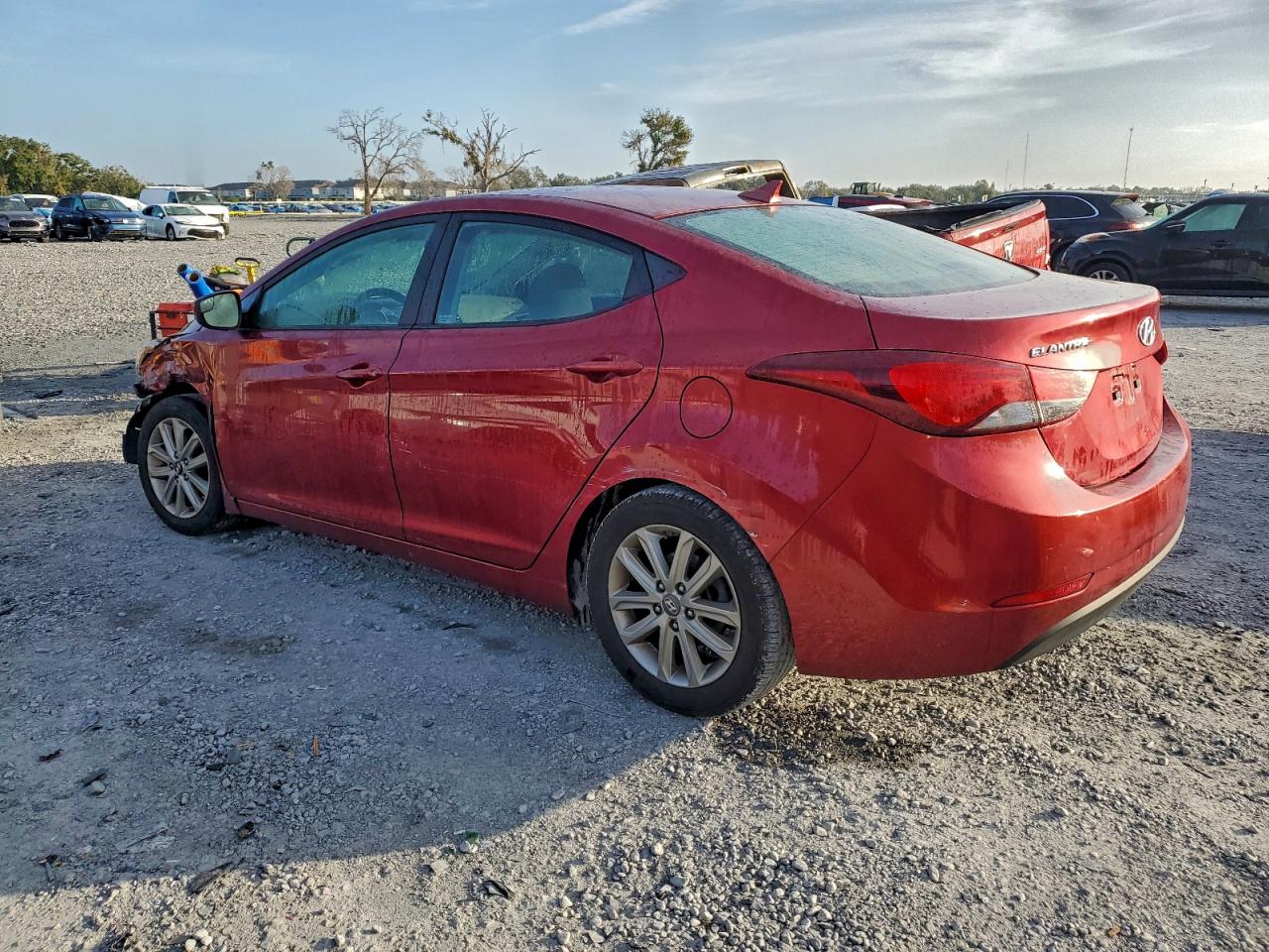 2015 HYUNDAI ELANTRA SE photo 2
