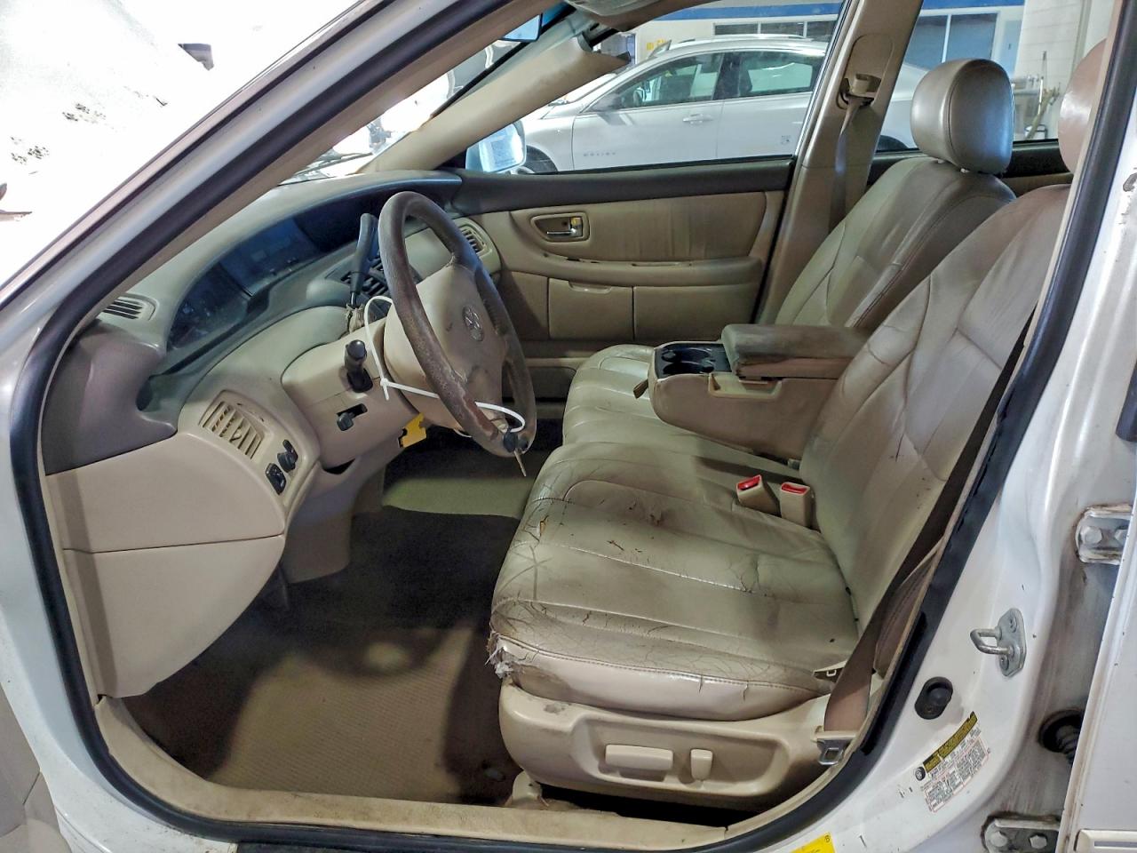 2004 TOYOTA AVALON XL photo 7