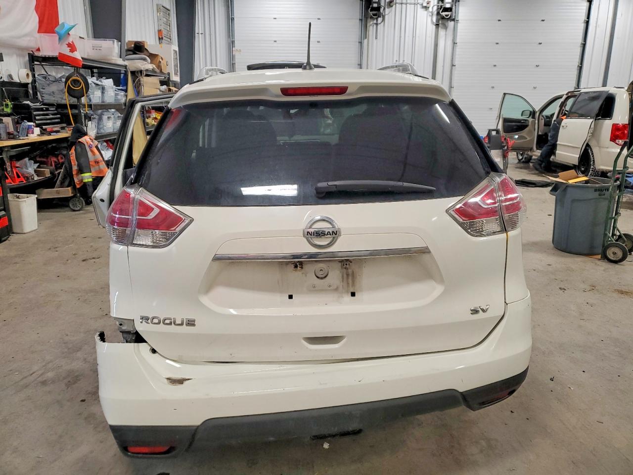 2016 NISSAN ROGUE S photo 6