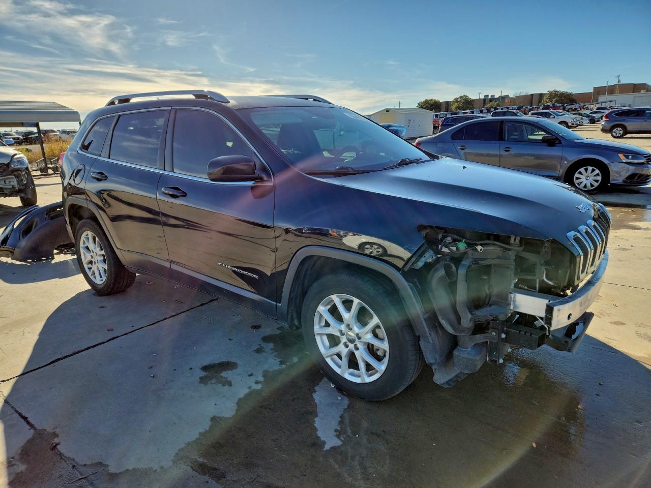 2015 JEEP CHEROKEE LATITUDE photo 4