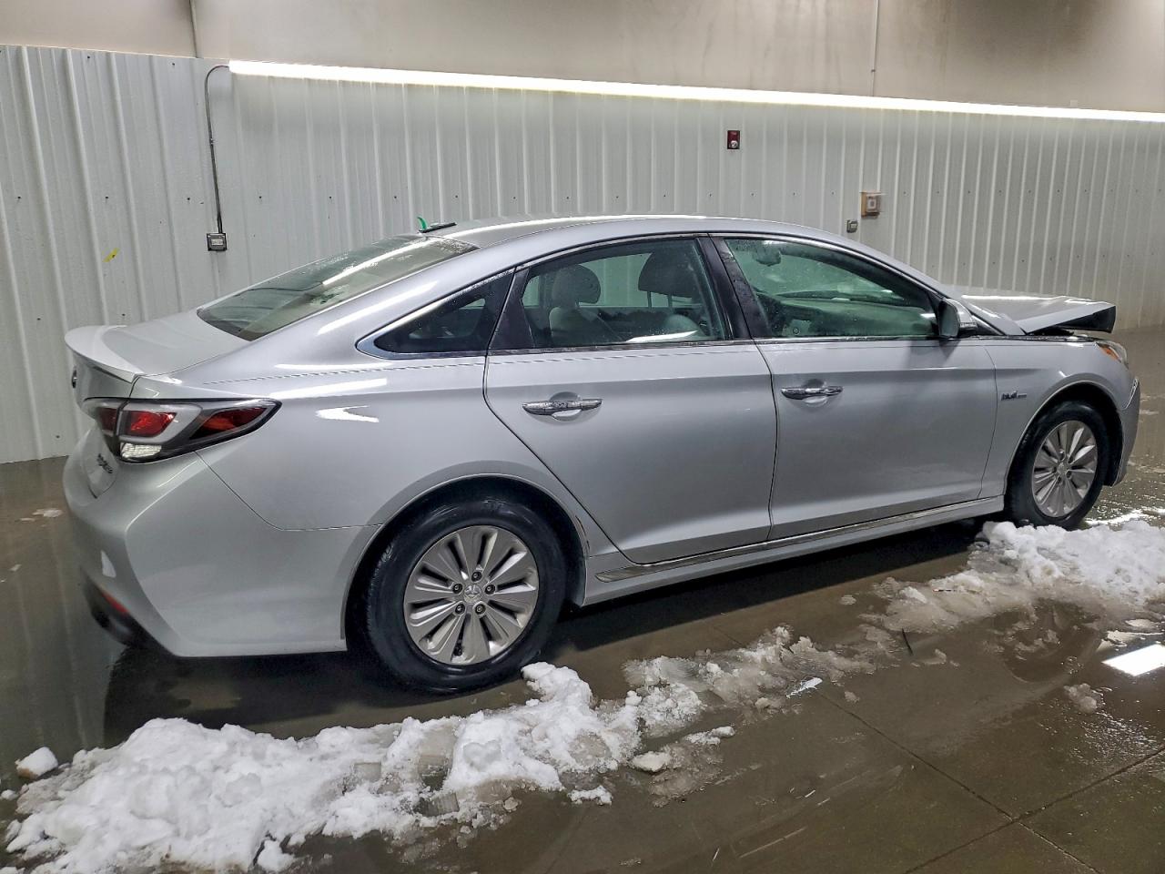 2017 HYUNDAI SONATA HYBRID photo 3