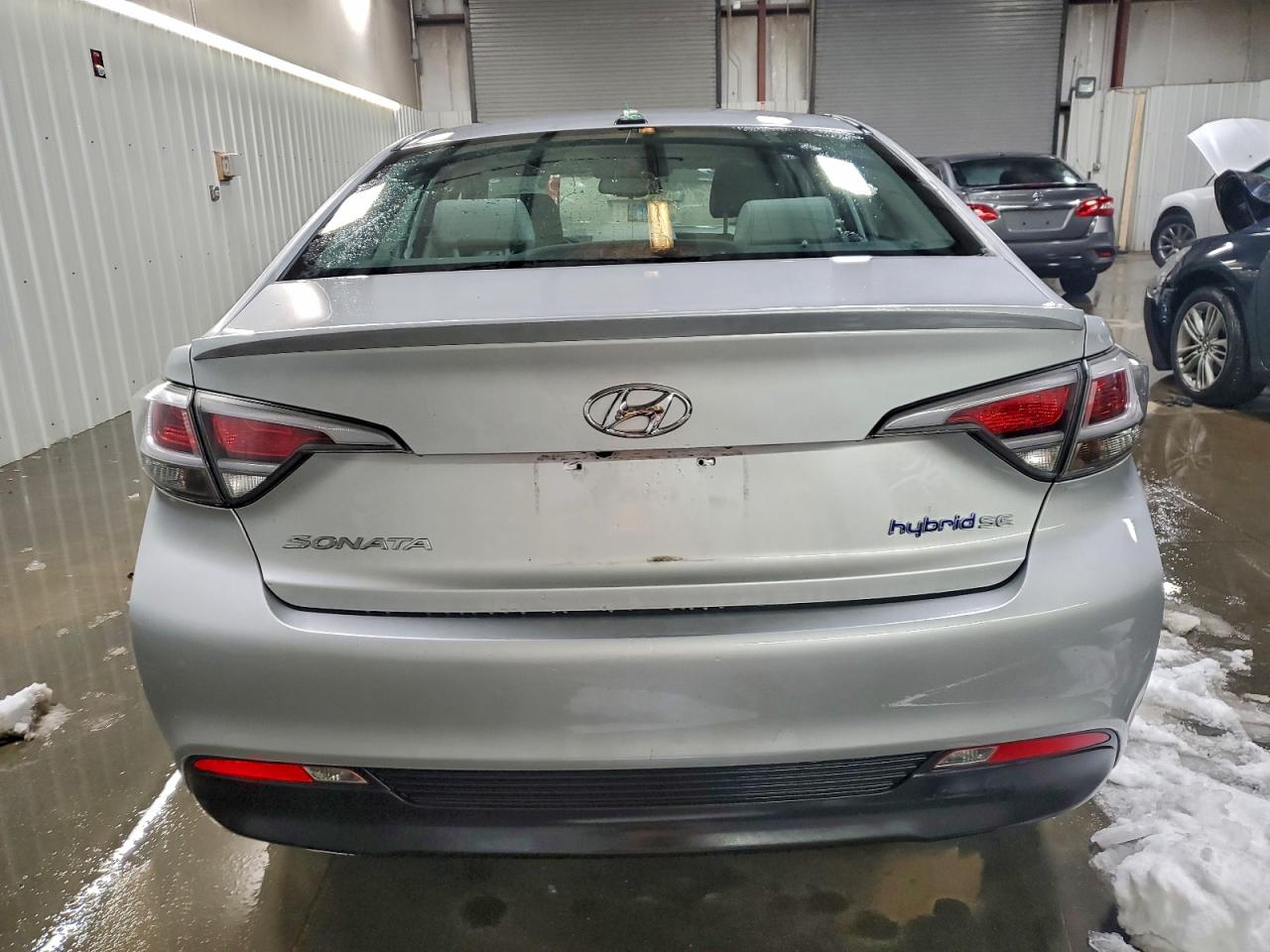 2017 HYUNDAI SONATA HYBRID photo 6