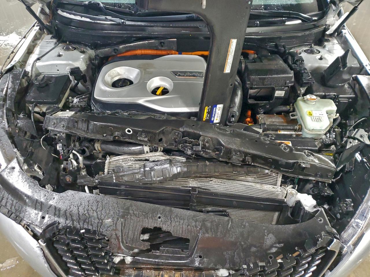 2017 HYUNDAI SONATA HYBRID photo 11
