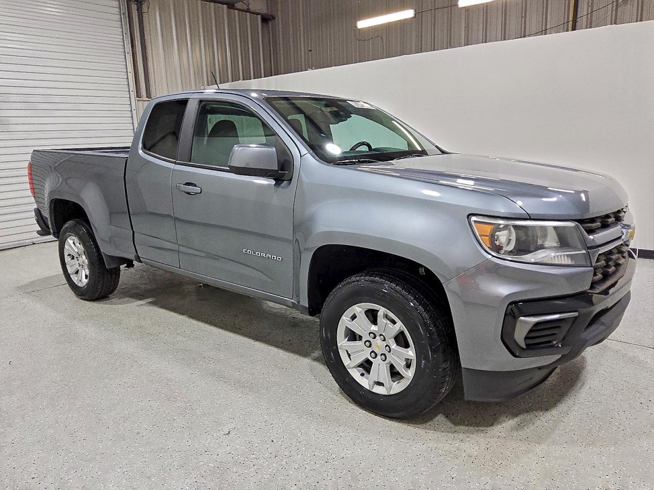 2022 CHEVROLET COLORADO LT photo 4