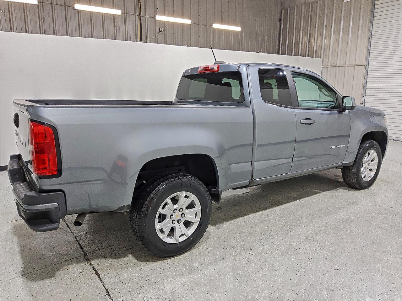 2022 CHEVROLET COLORADO LT photo 3