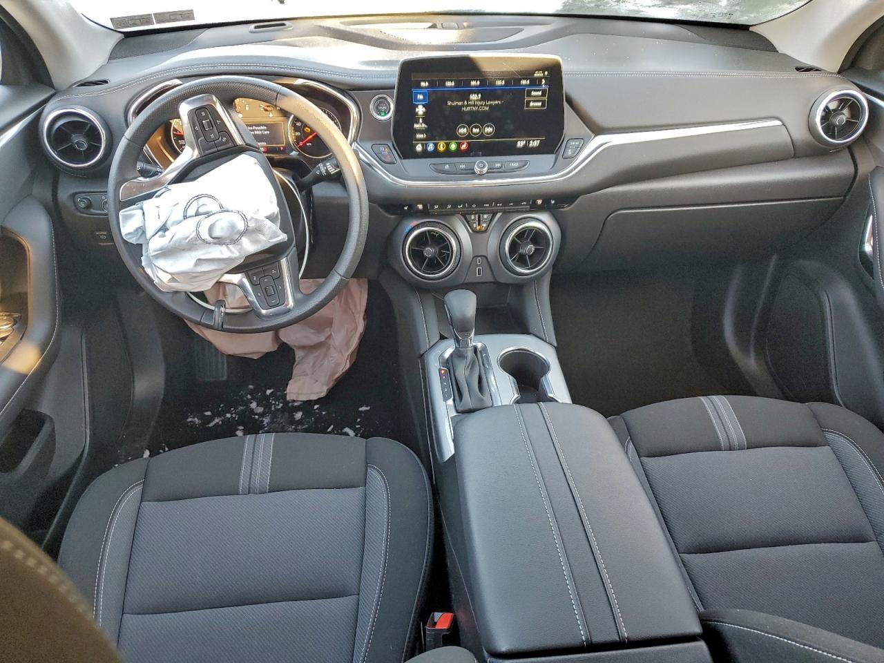 2025 CHEVROLET BLAZER 2LT photo 8
