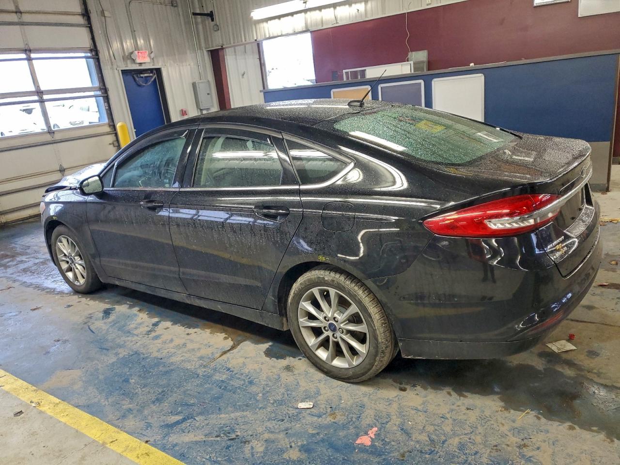 2017 FORD FUSION SE photo 2