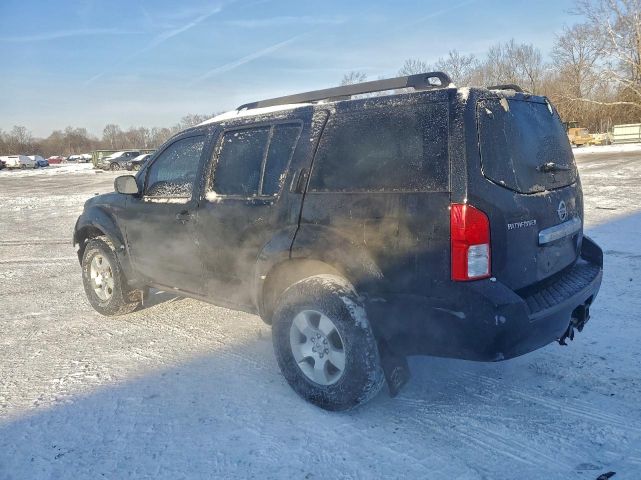2009 NISSAN PATHFINDER S photo 2