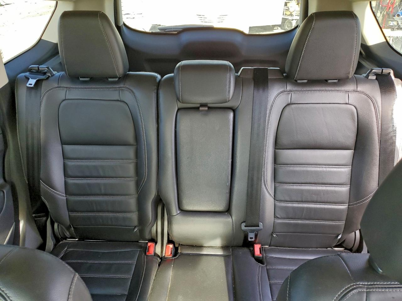 2017 FORD ESCAPE SE photo 10