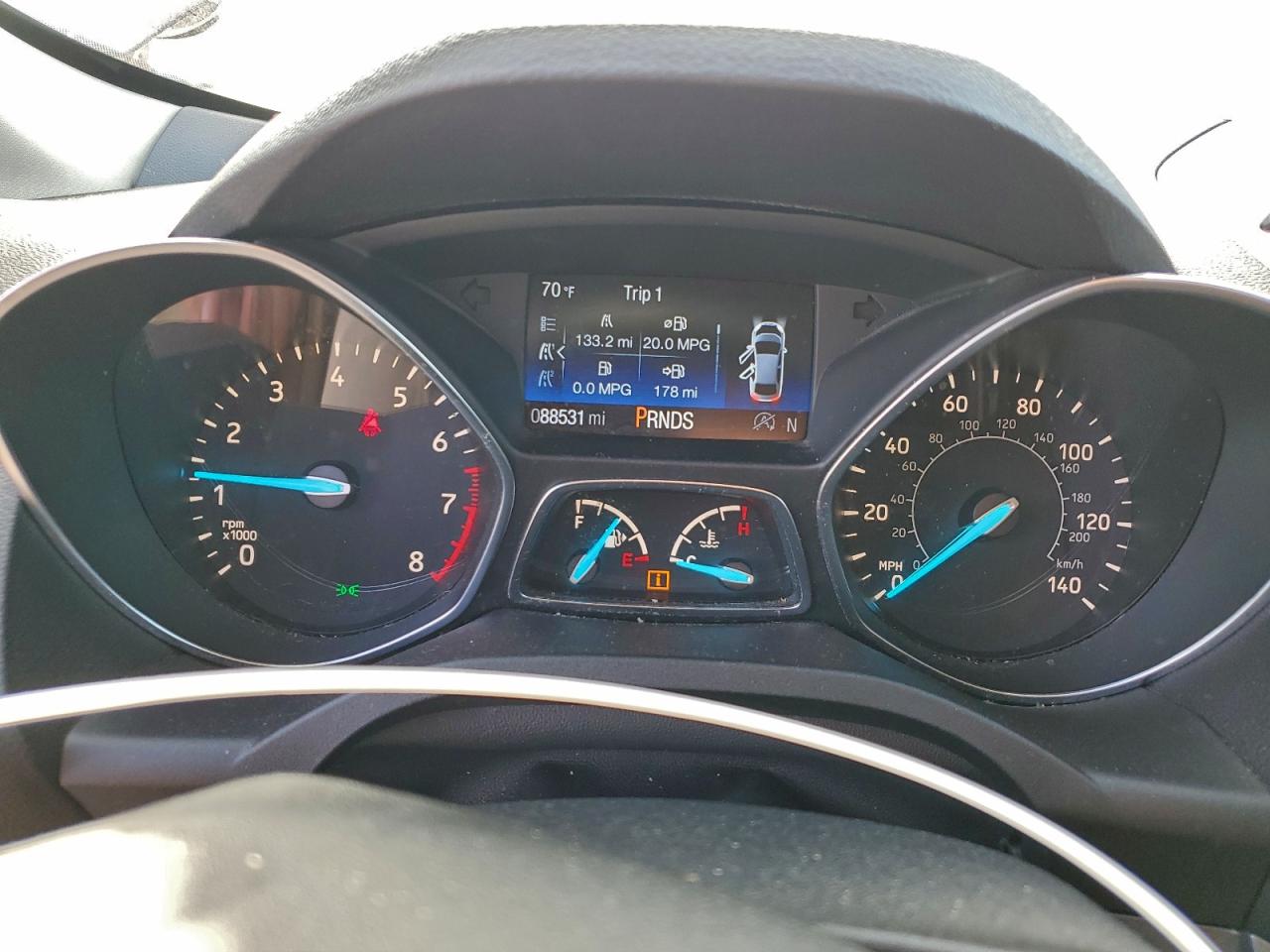 2017 FORD ESCAPE SE photo 9
