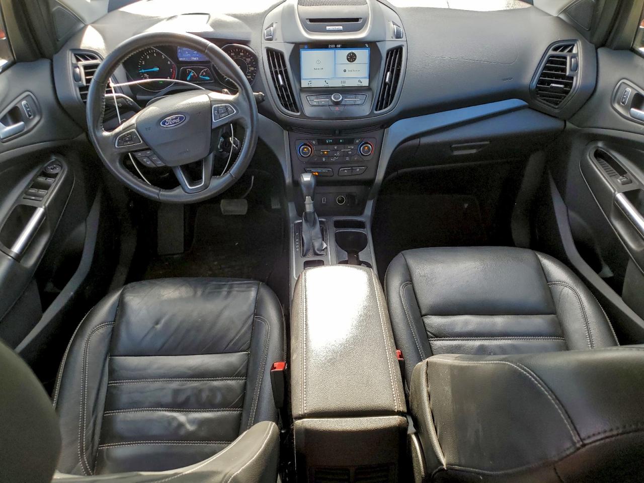 2017 FORD ESCAPE SE photo 8
