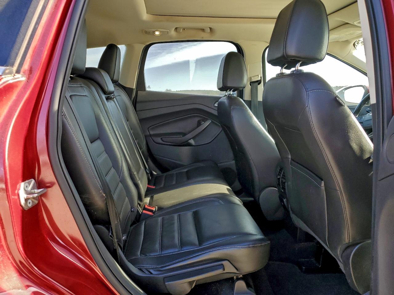2017 FORD ESCAPE SE photo 11