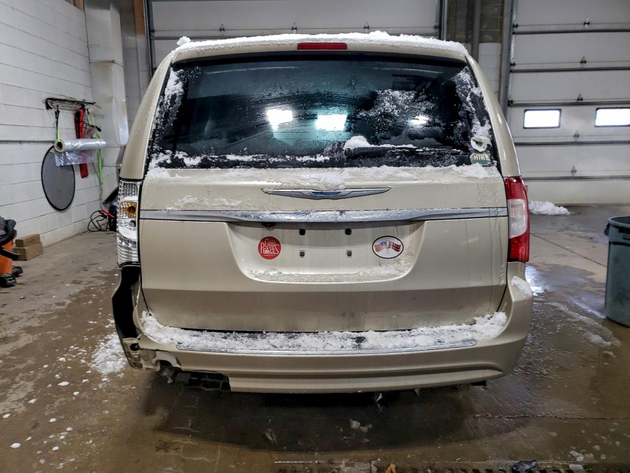 2015 CHRYSLER TOWN & COUNTRY TOURING photo 6