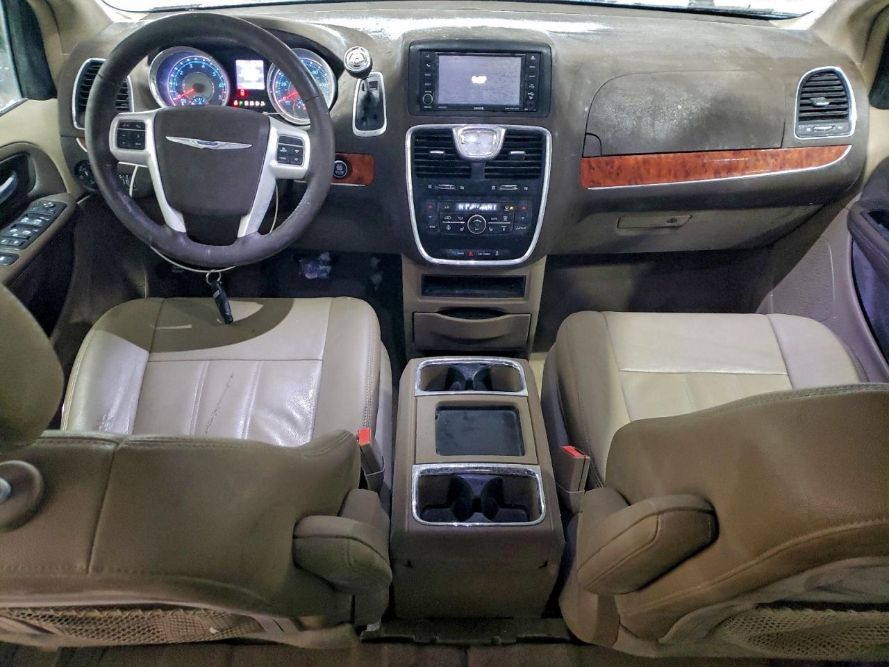 2015 CHRYSLER TOWN & COUNTRY TOURING photo 8