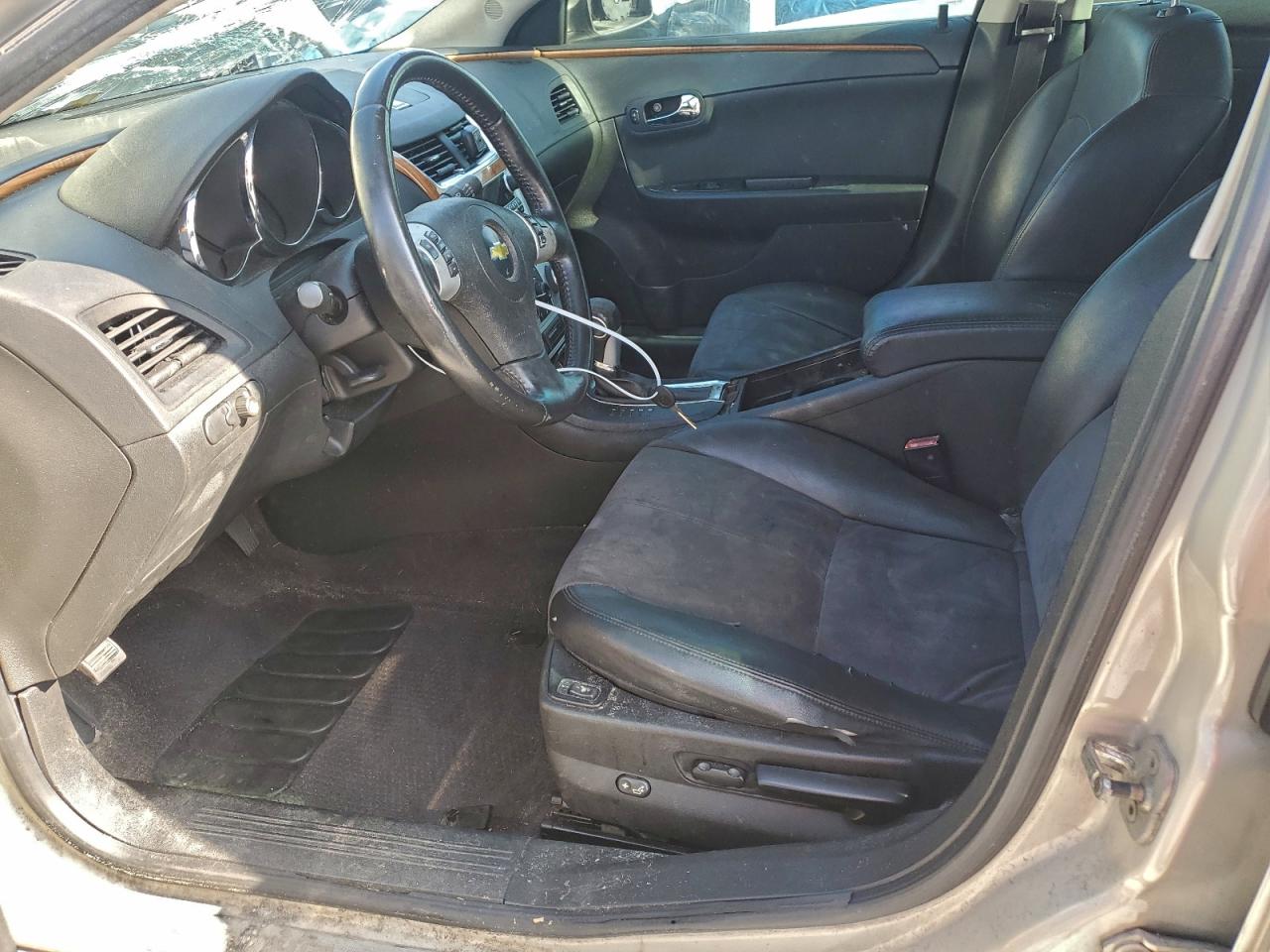 2011 CHEVROLET MALIBU 2LT photo 13