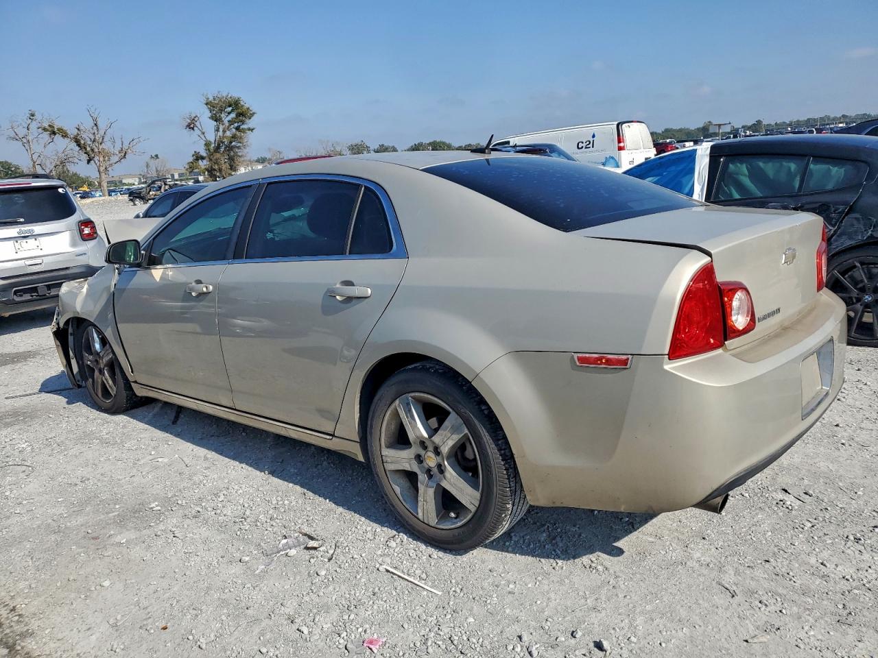 2011 CHEVROLET MALIBU 2LT photo 3