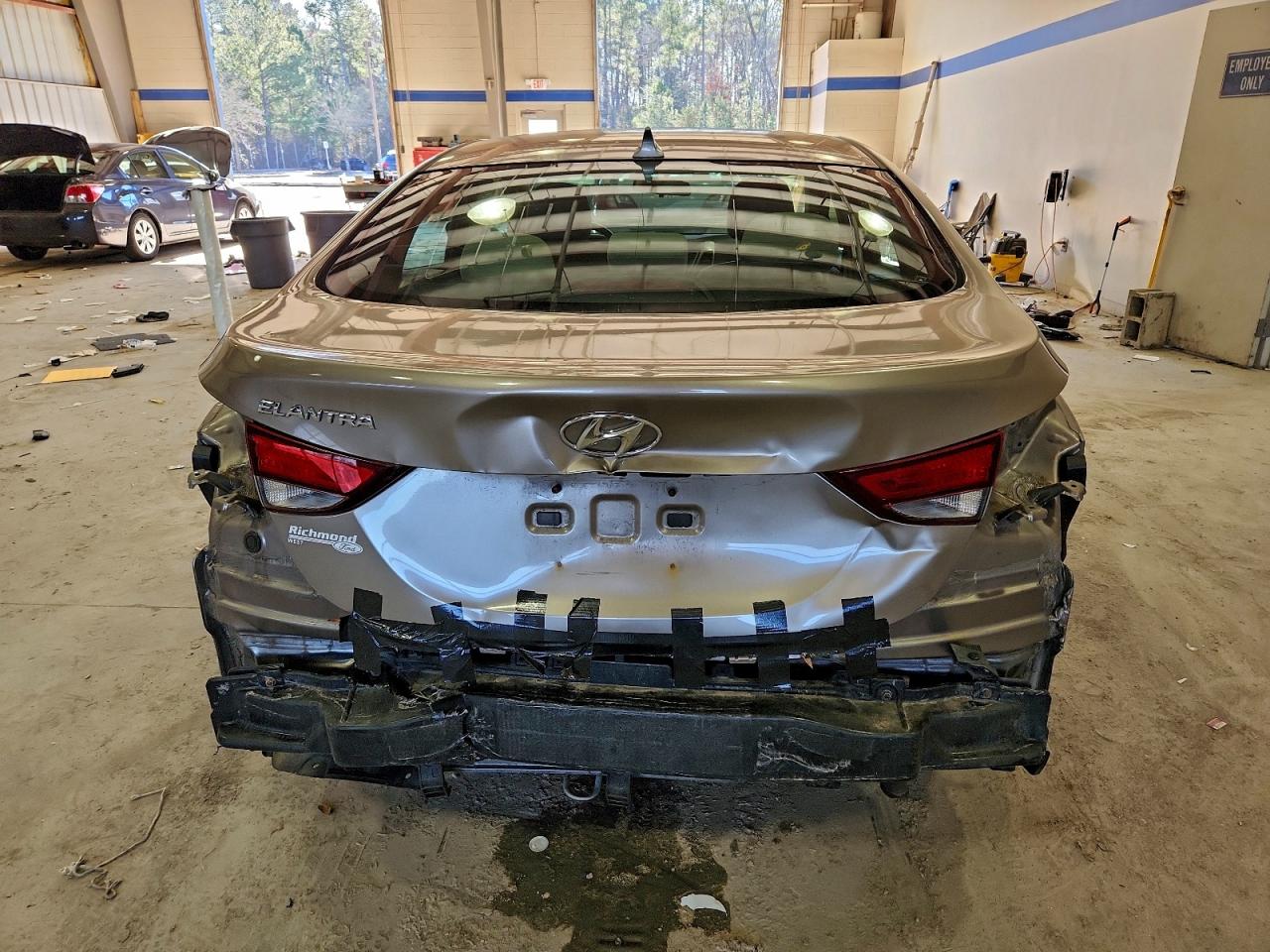 2014 HYUNDAI ELANTRA SE photo 6