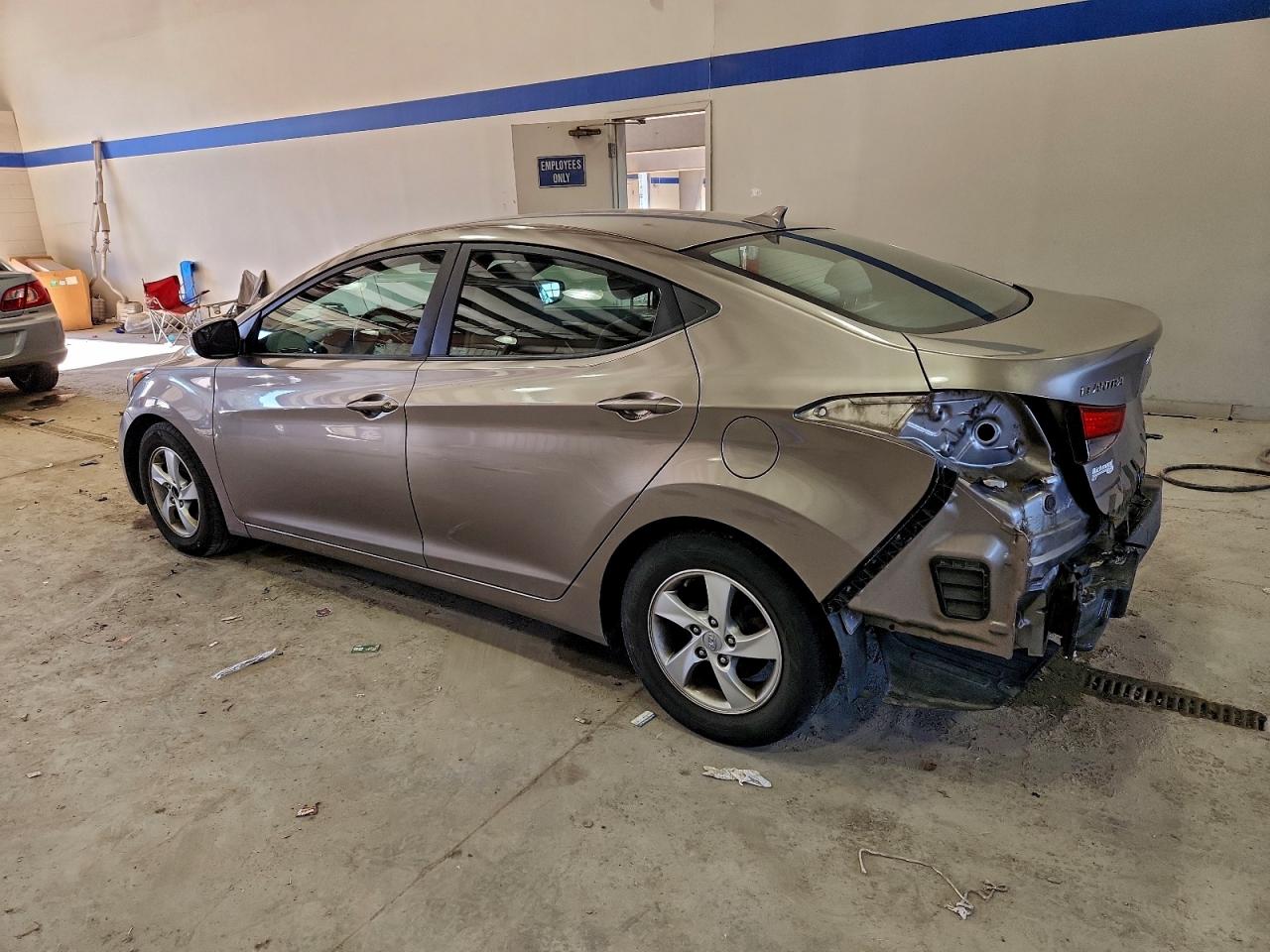 2014 HYUNDAI ELANTRA SE photo 2