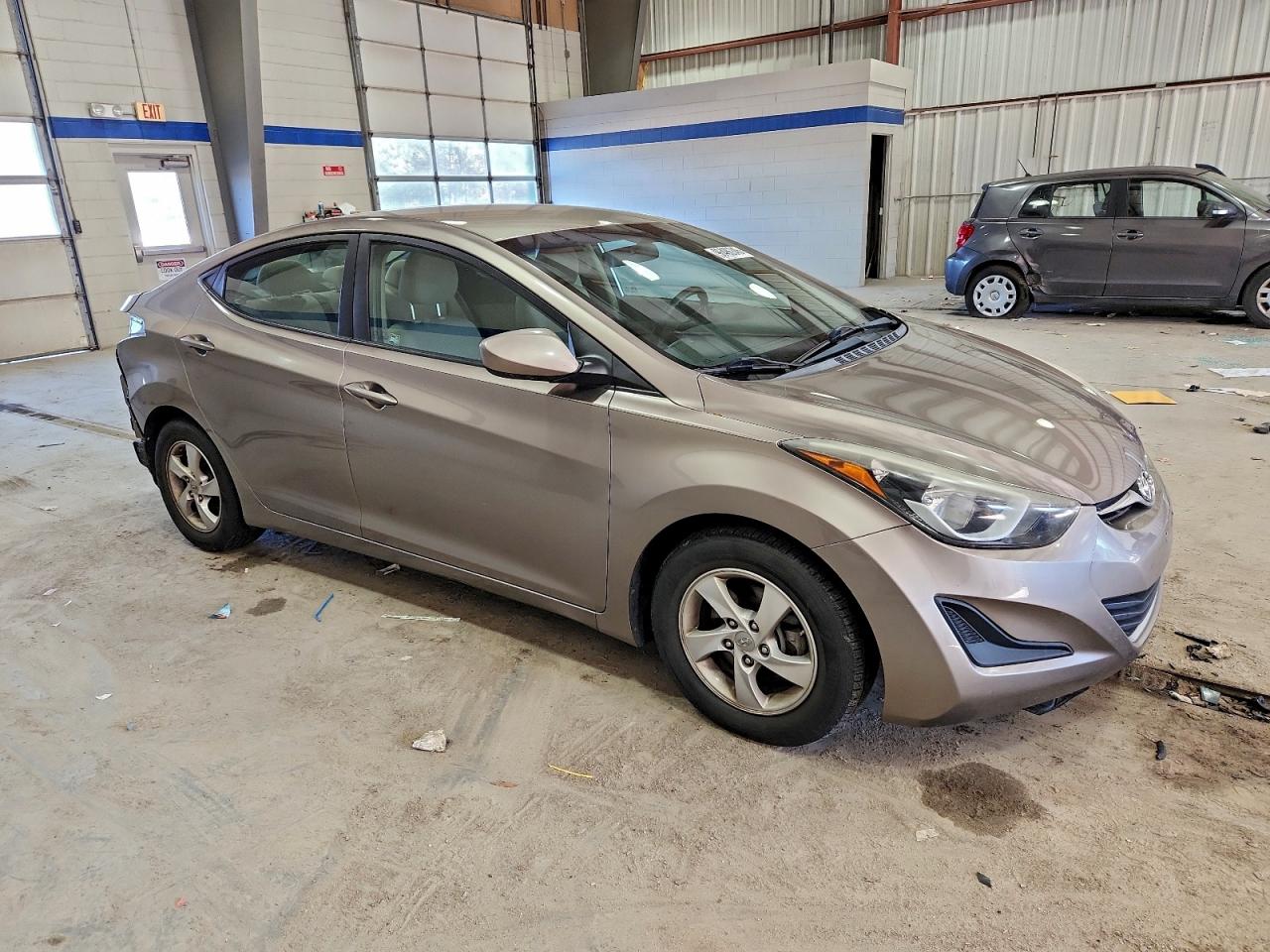 2014 HYUNDAI ELANTRA SE photo 4