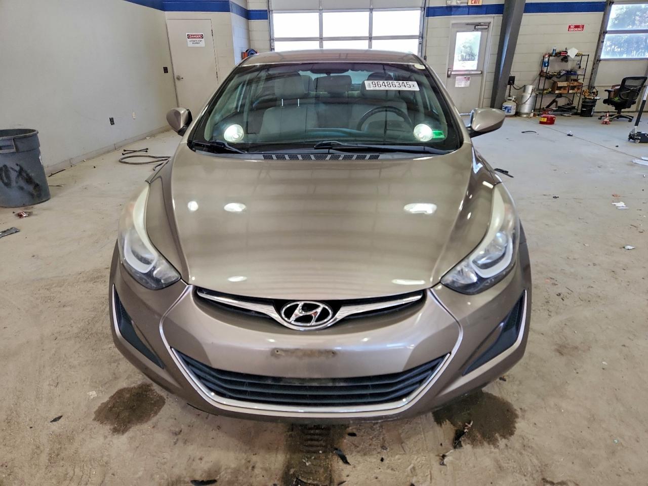 2014 HYUNDAI ELANTRA SE photo 5