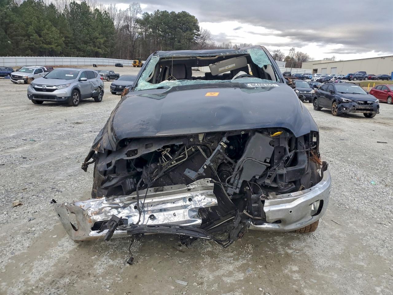 2017 RAM 1500 SLT photo 5