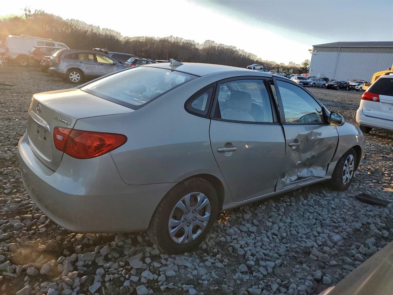 2010 HYUNDAI ELANTRA BLUE photo 3