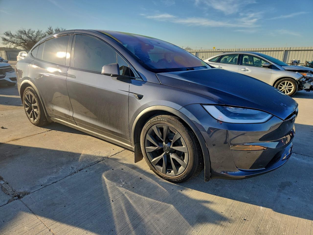 2023 TESLA MODEL X photo 4