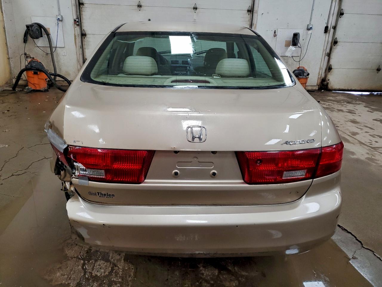 2005 HONDA ACCORD LX photo 6