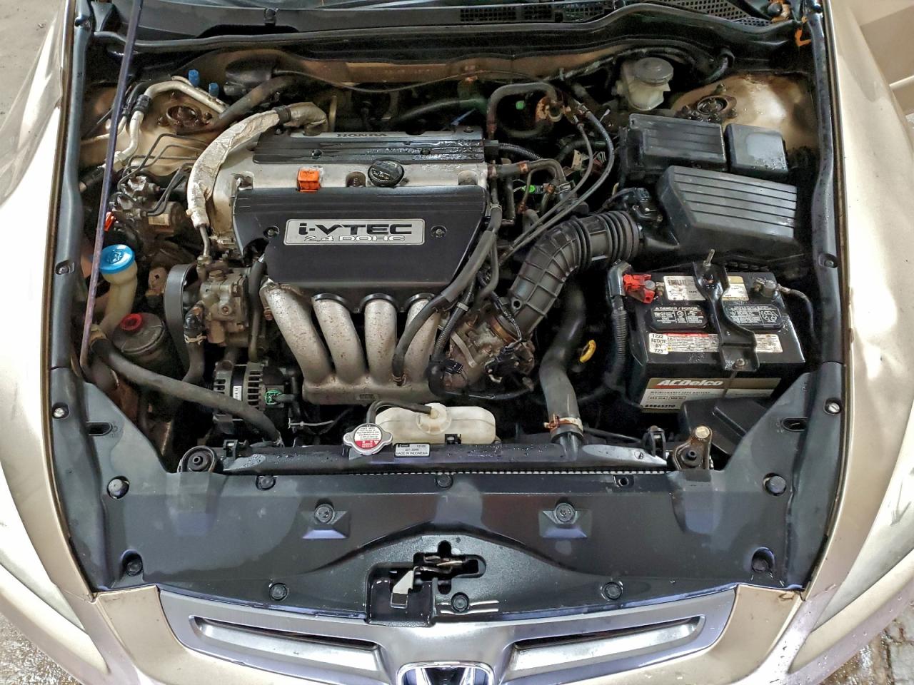 2005 HONDA ACCORD LX photo 11