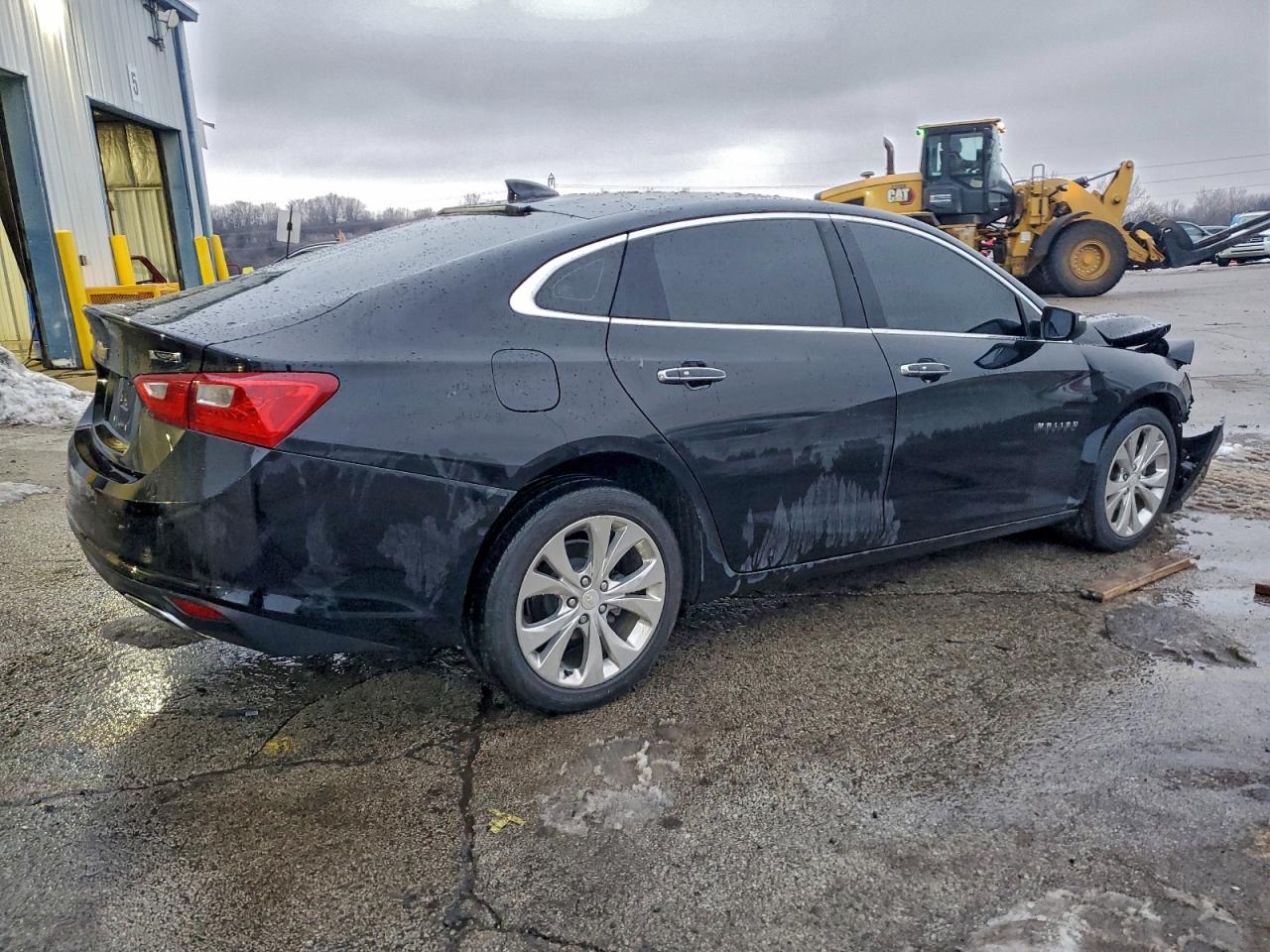 2018 CHEVROLET MALIBU PREMIER photo 3