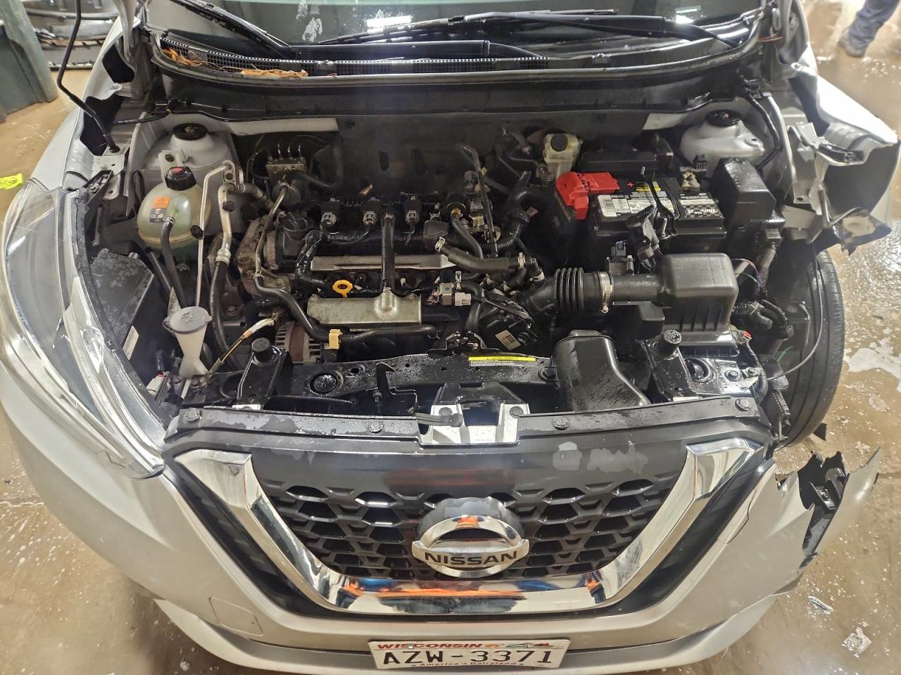 2020 NISSAN KICKS S photo 23