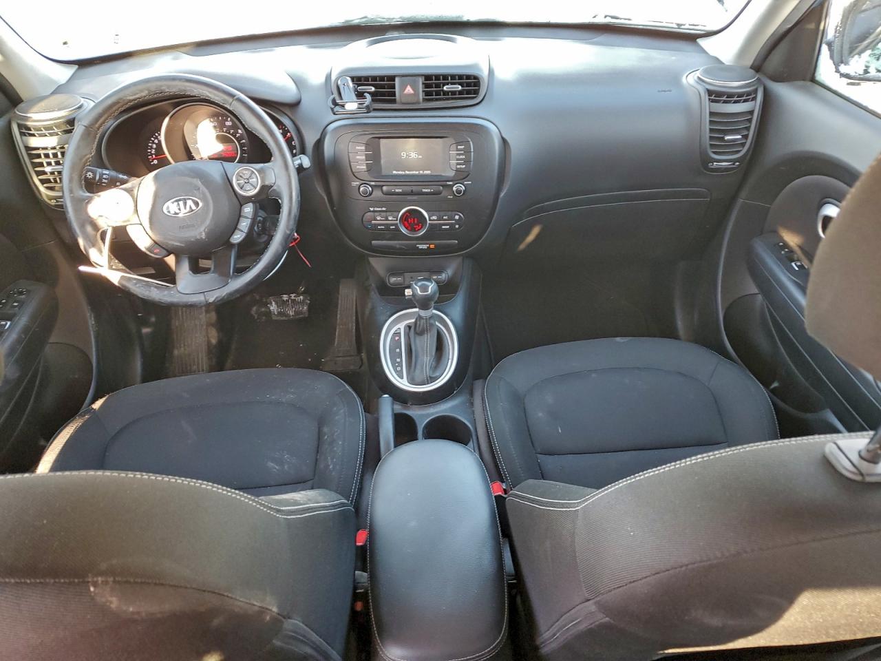 2017 KIA SOUL + photo 8