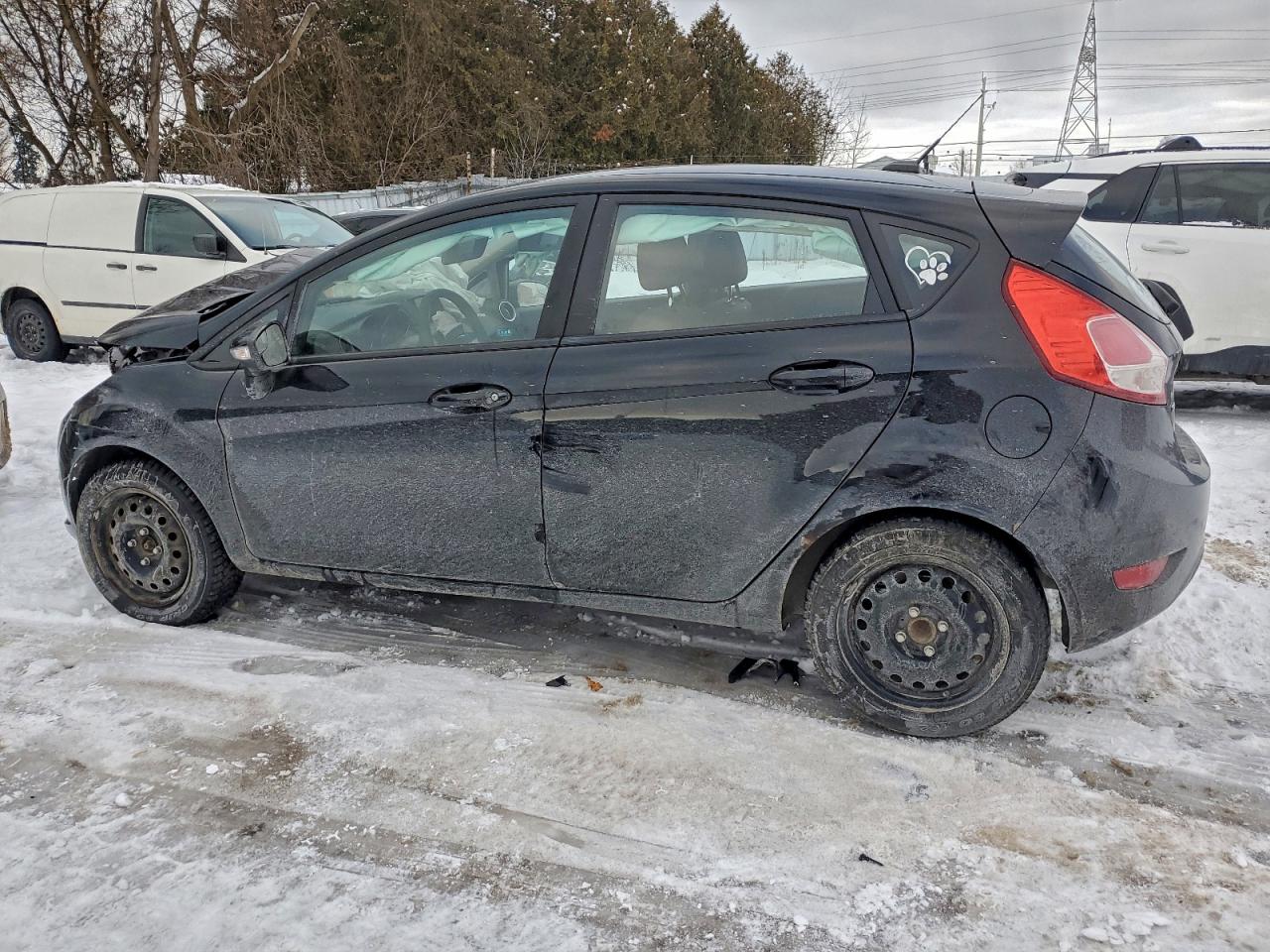 2018 FORD FIESTA SE photo 2