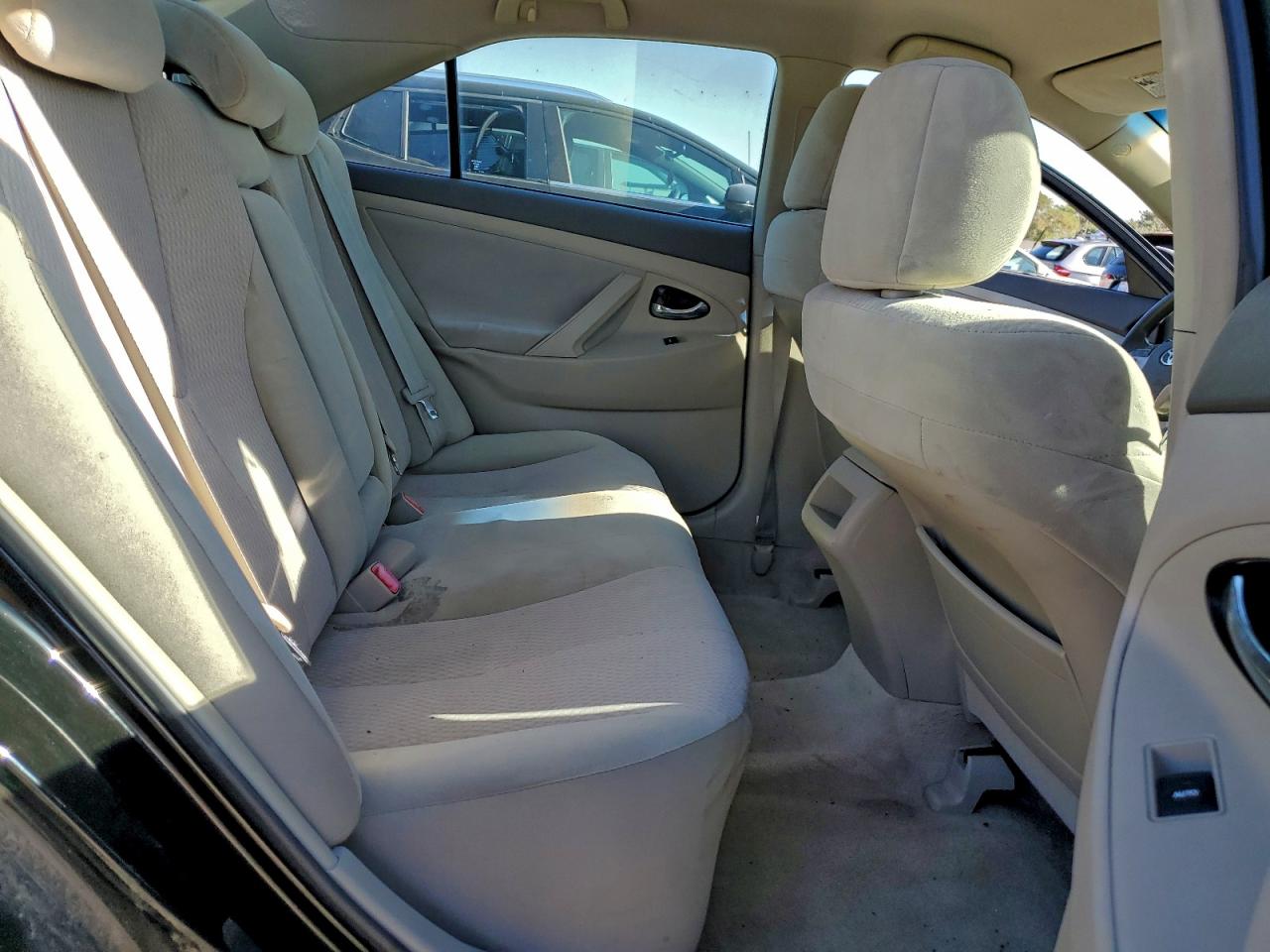 2010 TOYOTA CAMRY BASE photo 10