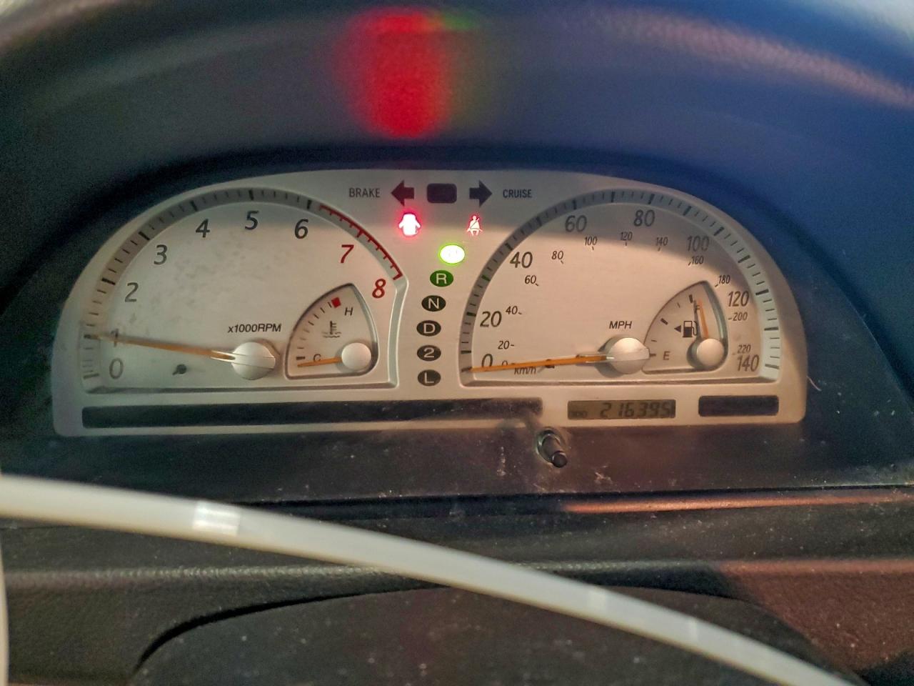 2002 TOYOTA CAMRY LE photo 9