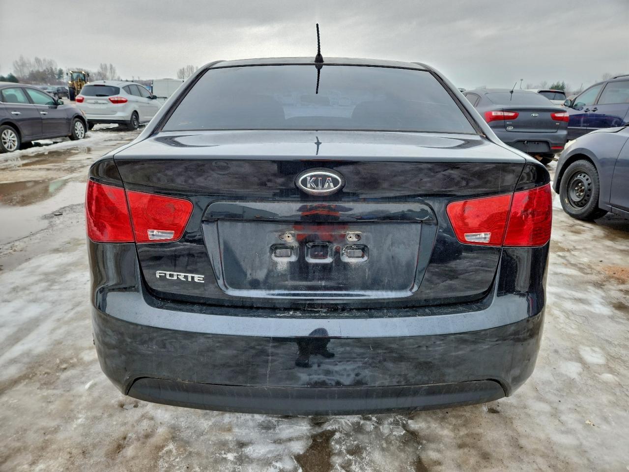 2012 KIA FORTE LX photo 6