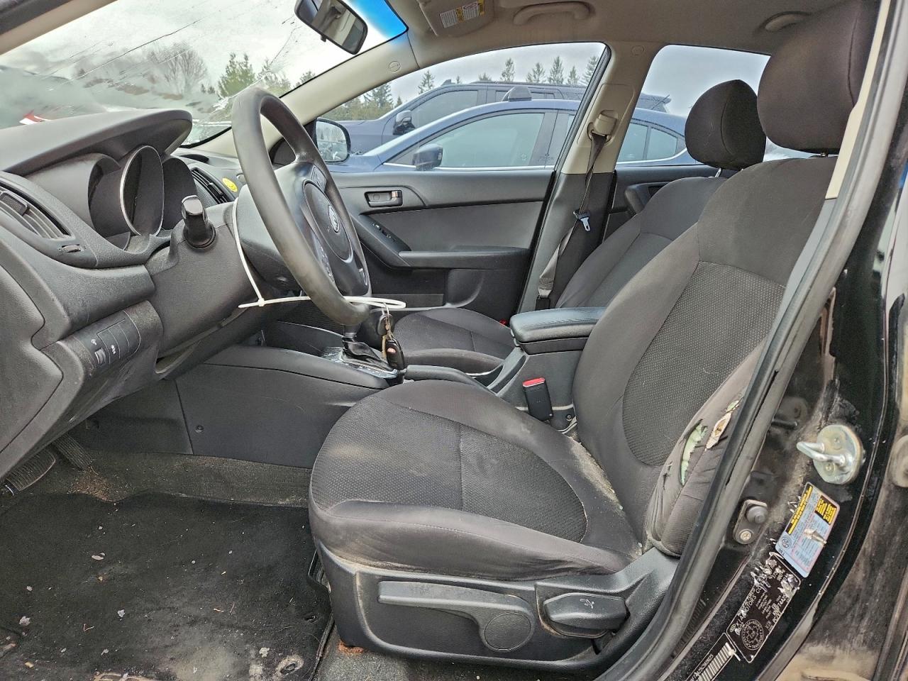 2012 KIA FORTE LX photo 7