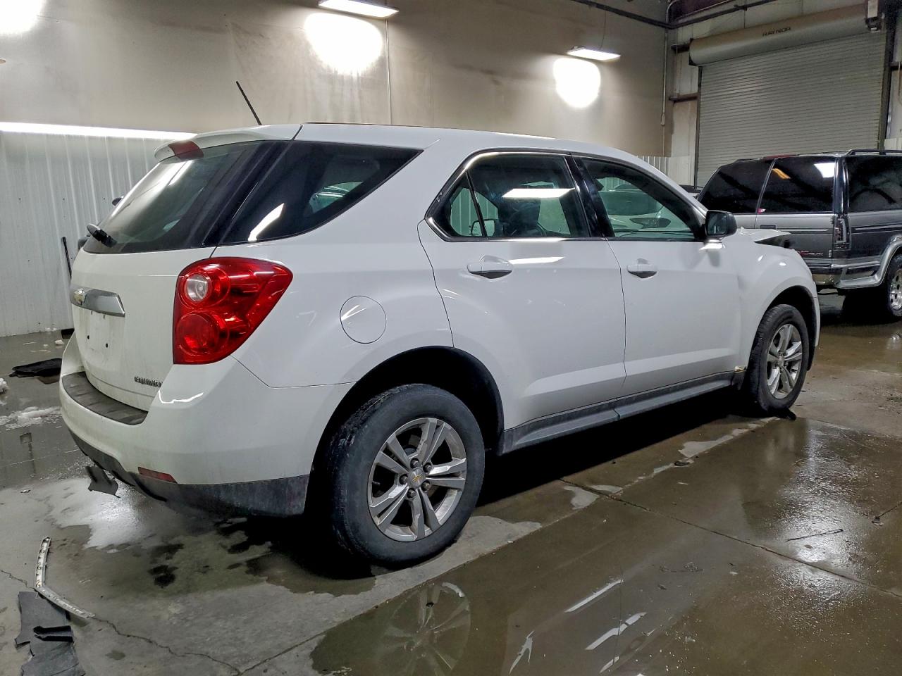 2015 CHEVROLET EQUINOX LS photo 3