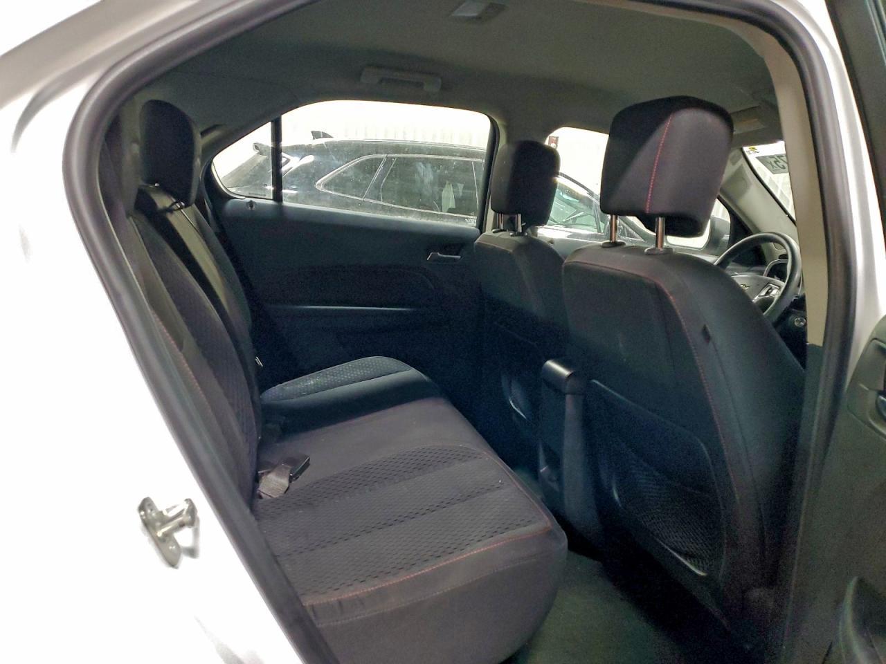 2015 CHEVROLET EQUINOX LS photo 10