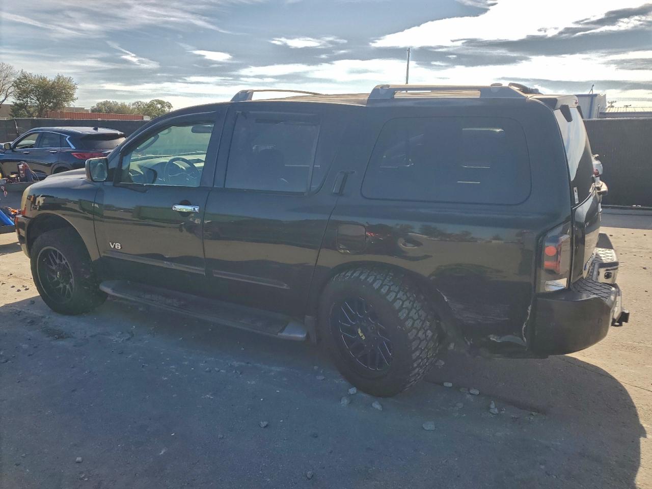 2005 NISSAN ARMADA SE photo 2