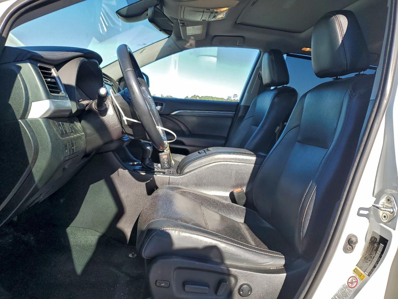 2018 TOYOTA HIGHLANDER LIMITED photo 7